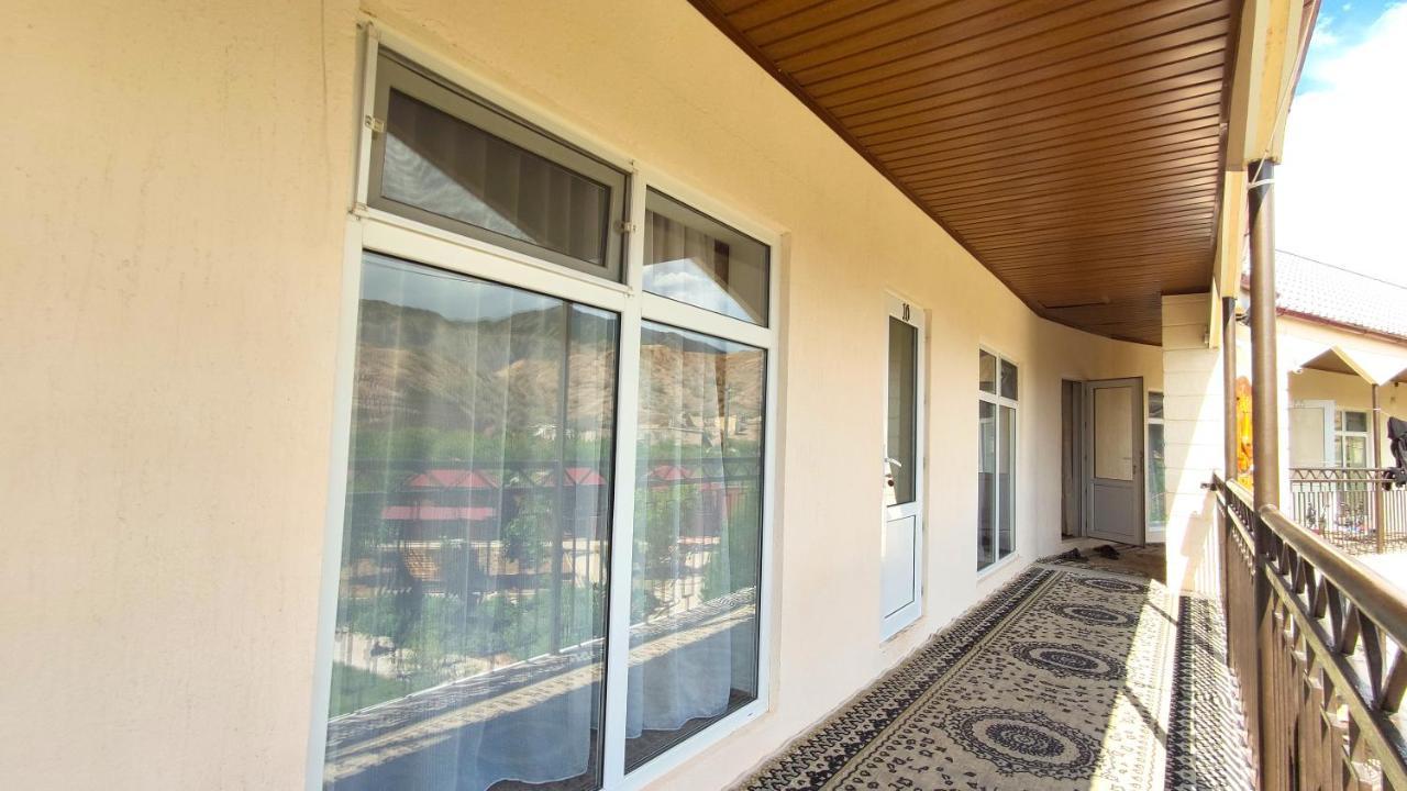 Hotel Natalia Kaji-Say Zewnętrze zdjęcie