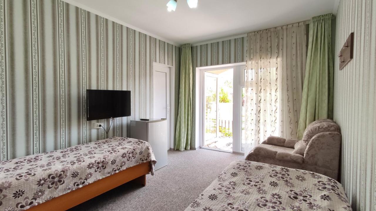 Hotel Natalia Kaji-Say Zewnętrze zdjęcie