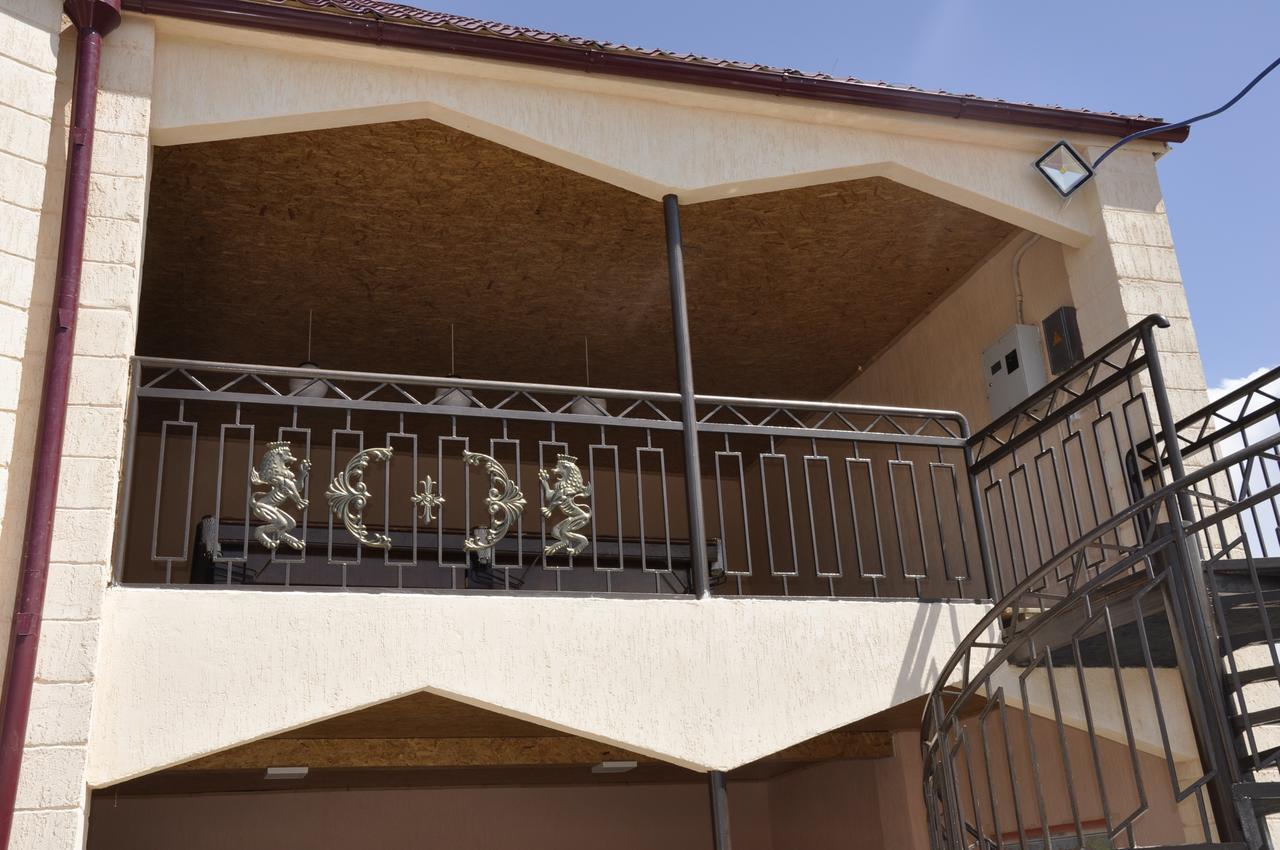 Hotel Natalia Kaji-Say Zewnętrze zdjęcie